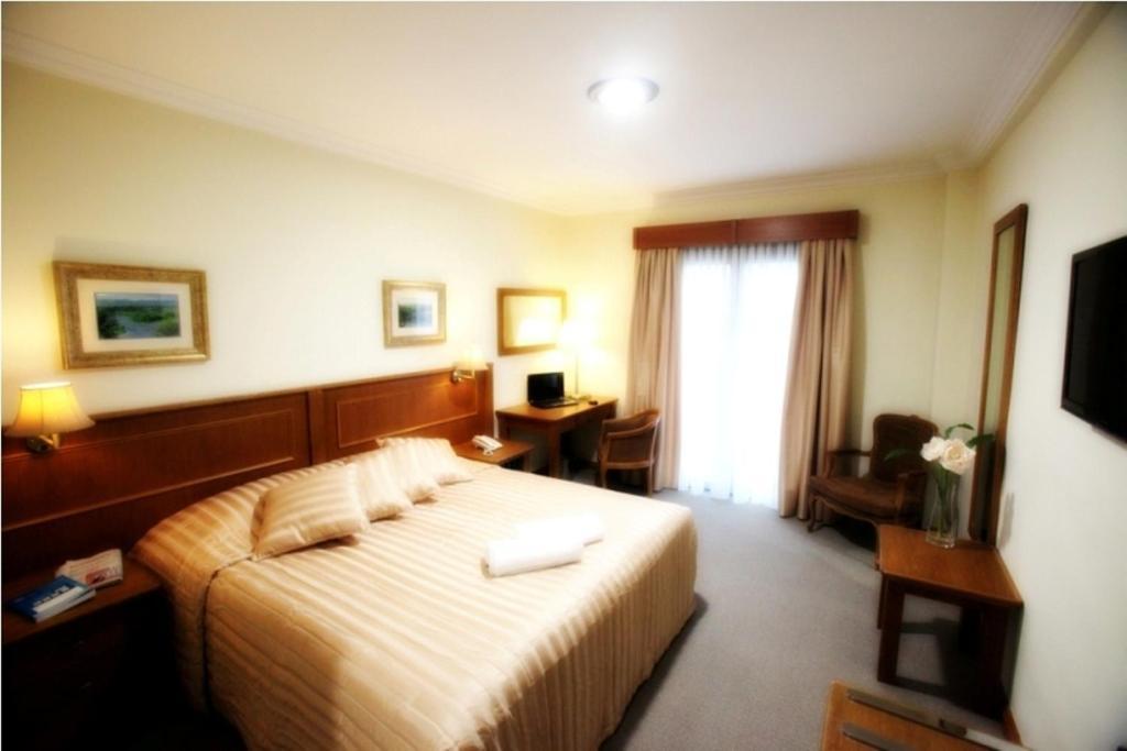 Afkos Grammos Boutique Hotel Resort Nestorion 객실 사진