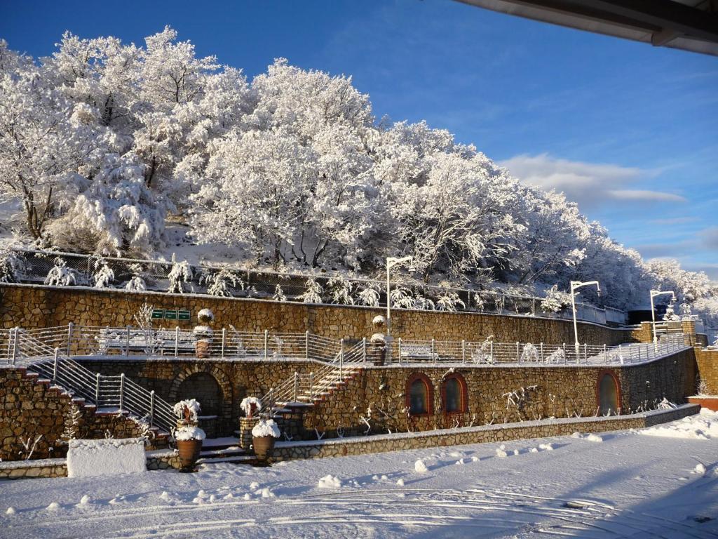 Afkos Grammos Boutique Hotel Resort Nestorion 외부 사진